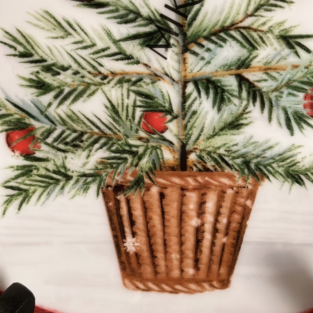 NWT MIKASA 9 inch Countryside Christmas Tree Portrait Plate - Picture 7 of 7
